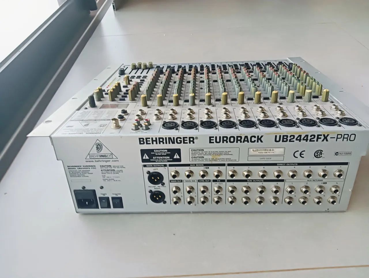 Mesa sim Eurorack Behringer - Foto 2