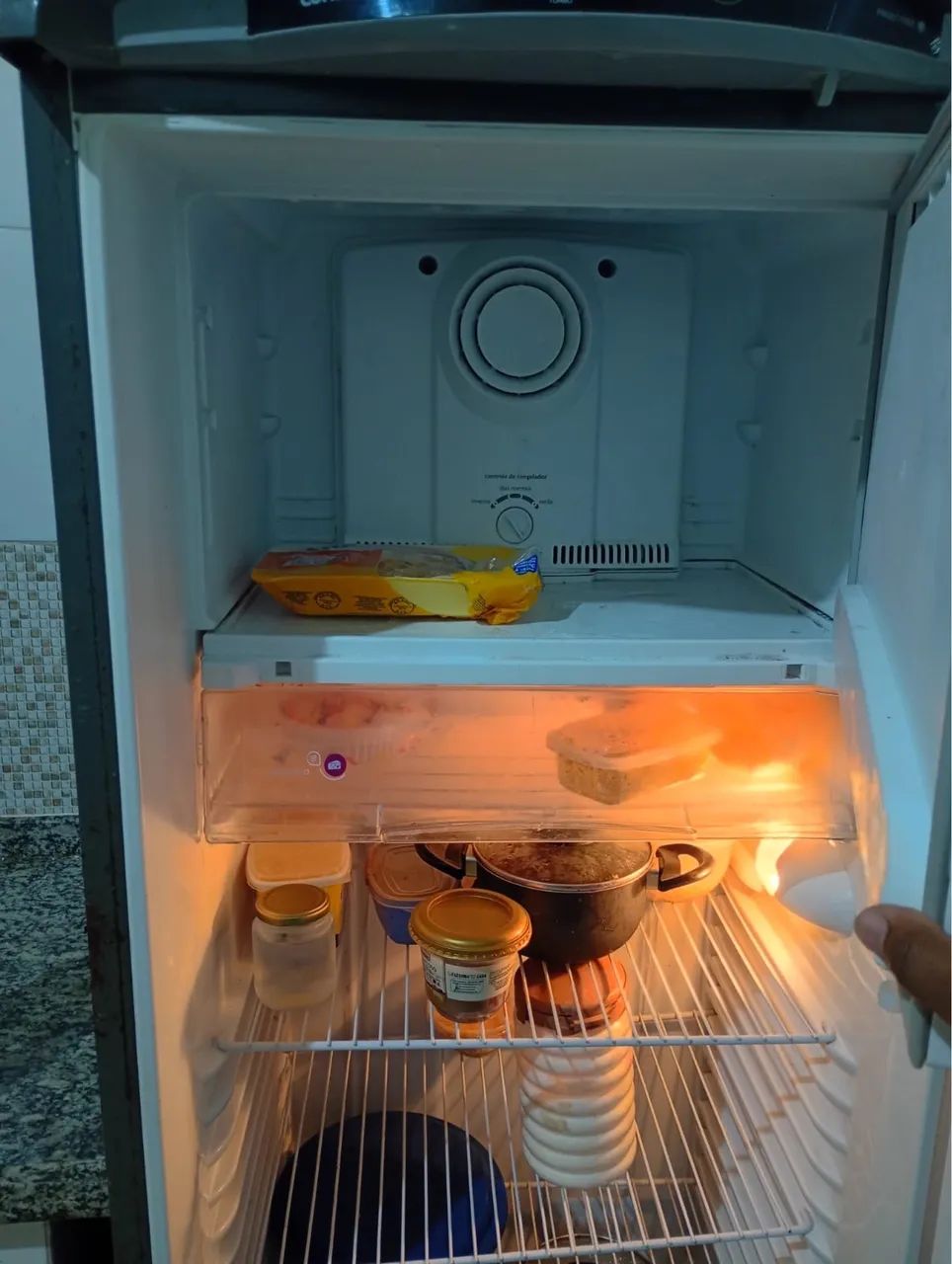 Refrigerator427577050713958401