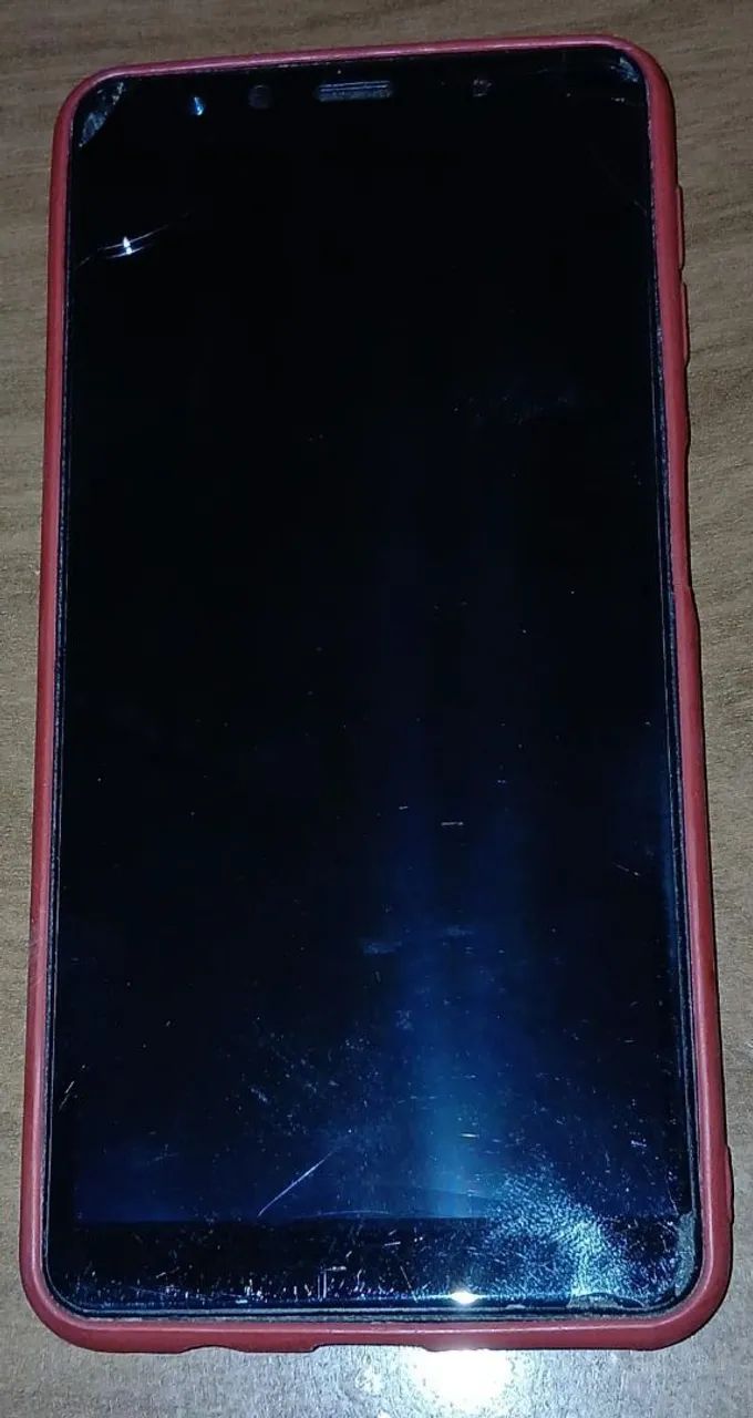 Telefone Samsung A7 2018 (produto com defeito apenas para troca de peças)