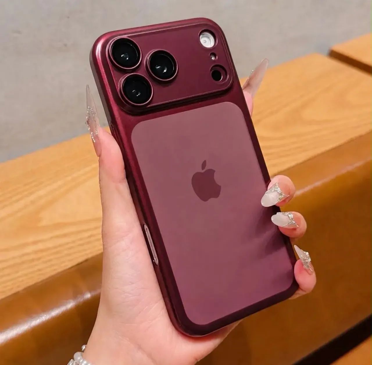 iPhone 18 Pro Max - Lacrado - BORDÔ!