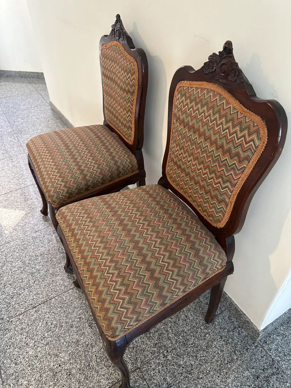 2 cadeirinhas antigas em excelente estado  - Foto 2