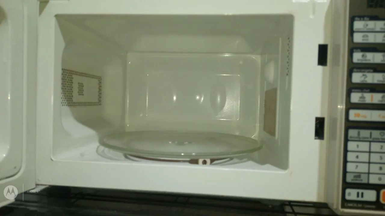 Microondas Midea espelhado de 20 l - Foto 2