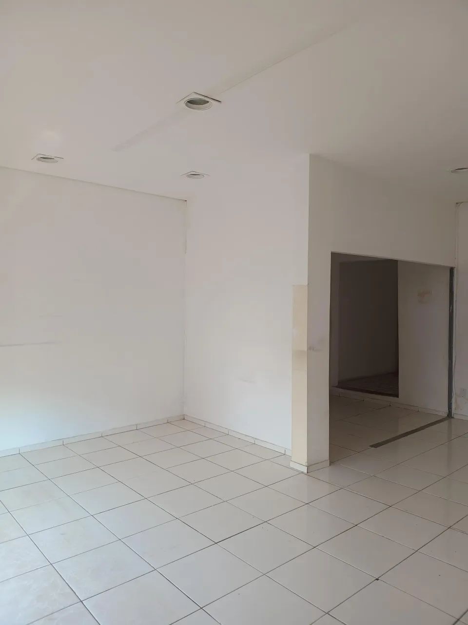 Ótimo imóvel a venda com 340m², salão comercial e casa em Parque Erasmo Assunção - Santo A - Foto 3