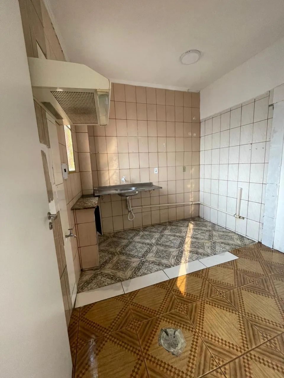 Alugo salão comercial em Sorocaba 
