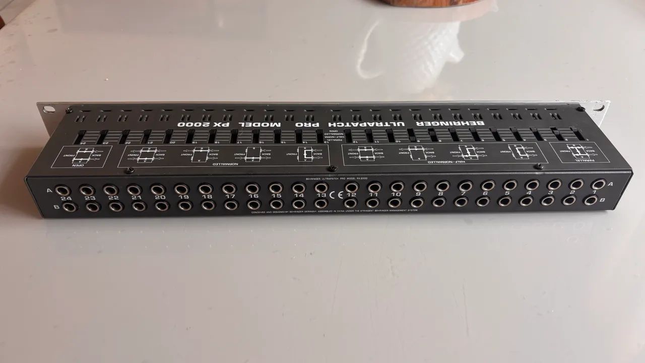 Patchbay Behringer ultrapatch Pro PX 2000 - Foto 5