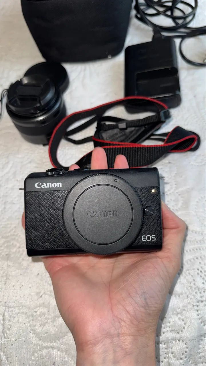 Câmera  Canon EOS M200 - Foto 2