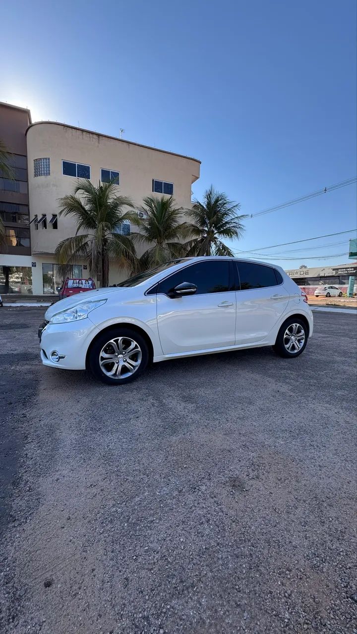 Peugeot 208 GRIFFE 1.6 16V FLEX 2015