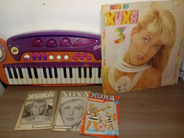 Conjunto xuxa teclado + disco + livretos 