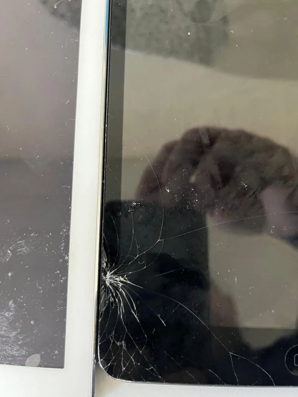 iPad mini preto com Wi-Fi, com a tela trincada  - Foto 5