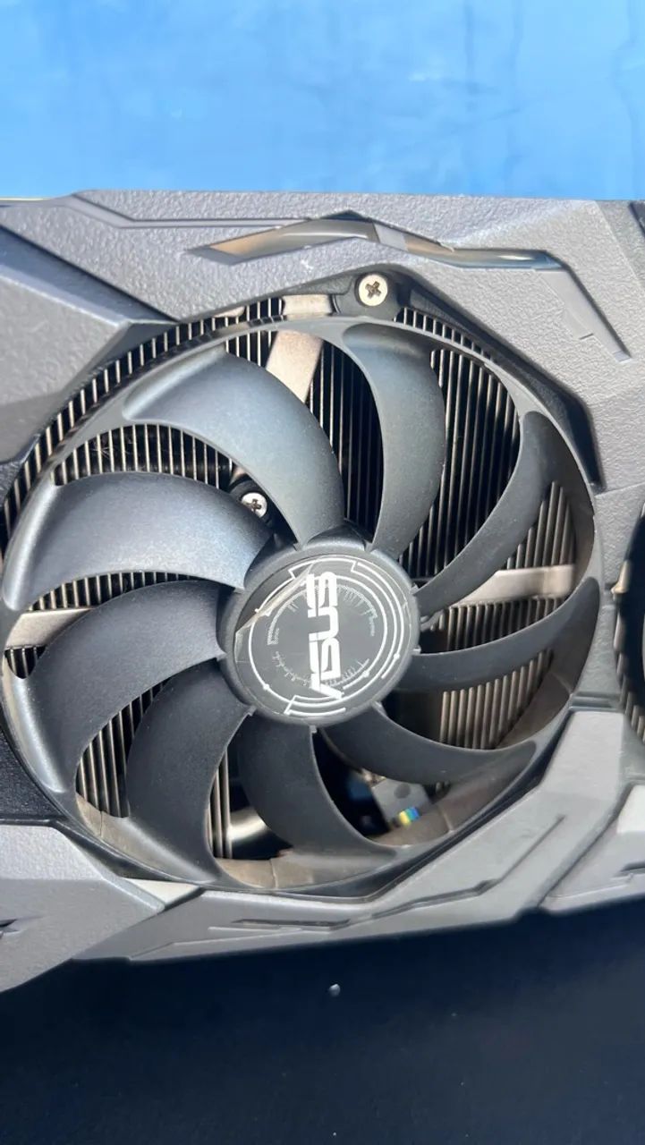 2080 ti rog strix 11gb com plástico - Foto 2