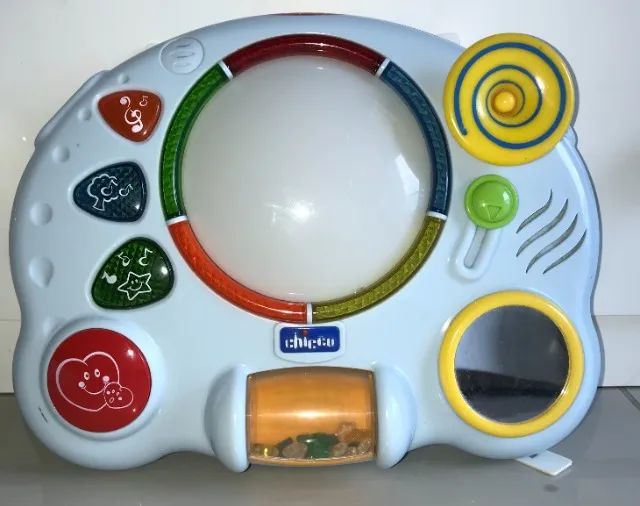 Móbile painel para bebês  marca Chicco