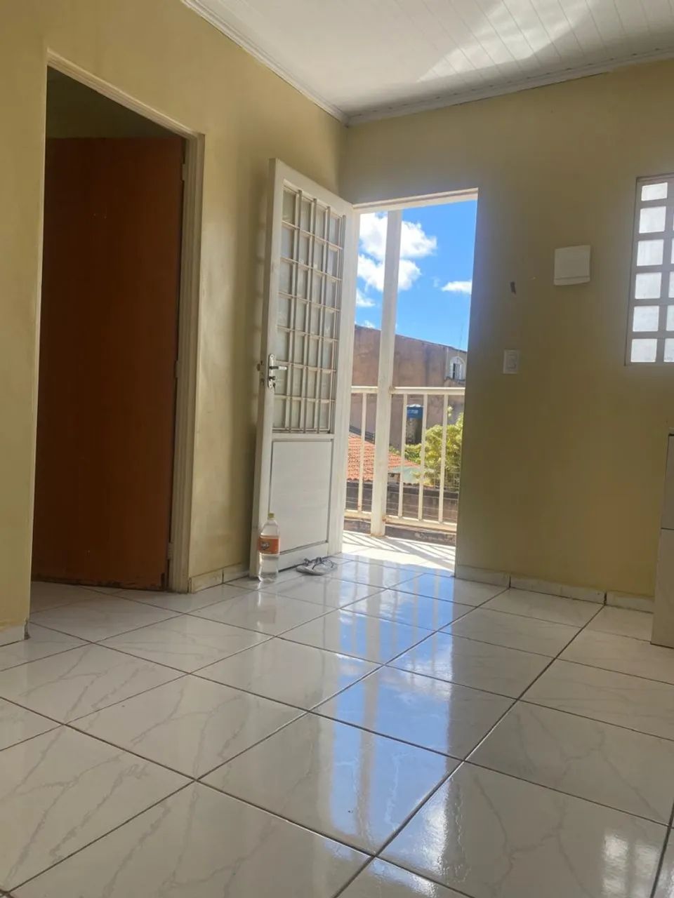 Alugo Kitnet em Taguatinga Sul - Foto 2