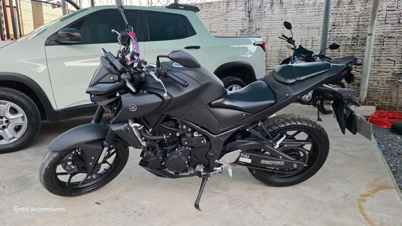 Yamaha MT03 