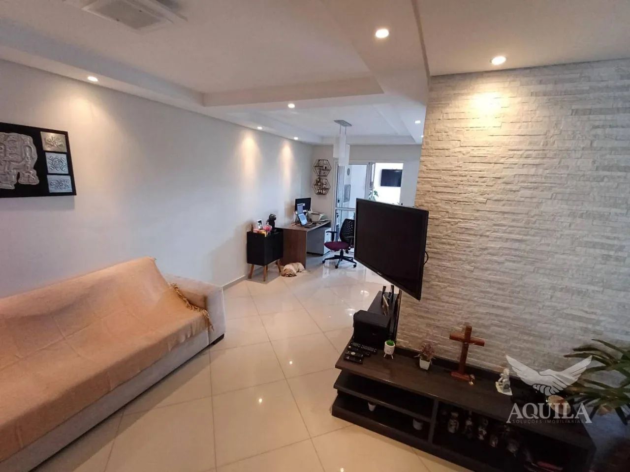 SOBRADO NA ZONA LESTE COM SUÍTE, CLOSET E ÁREA GOURMET - Foto 5
