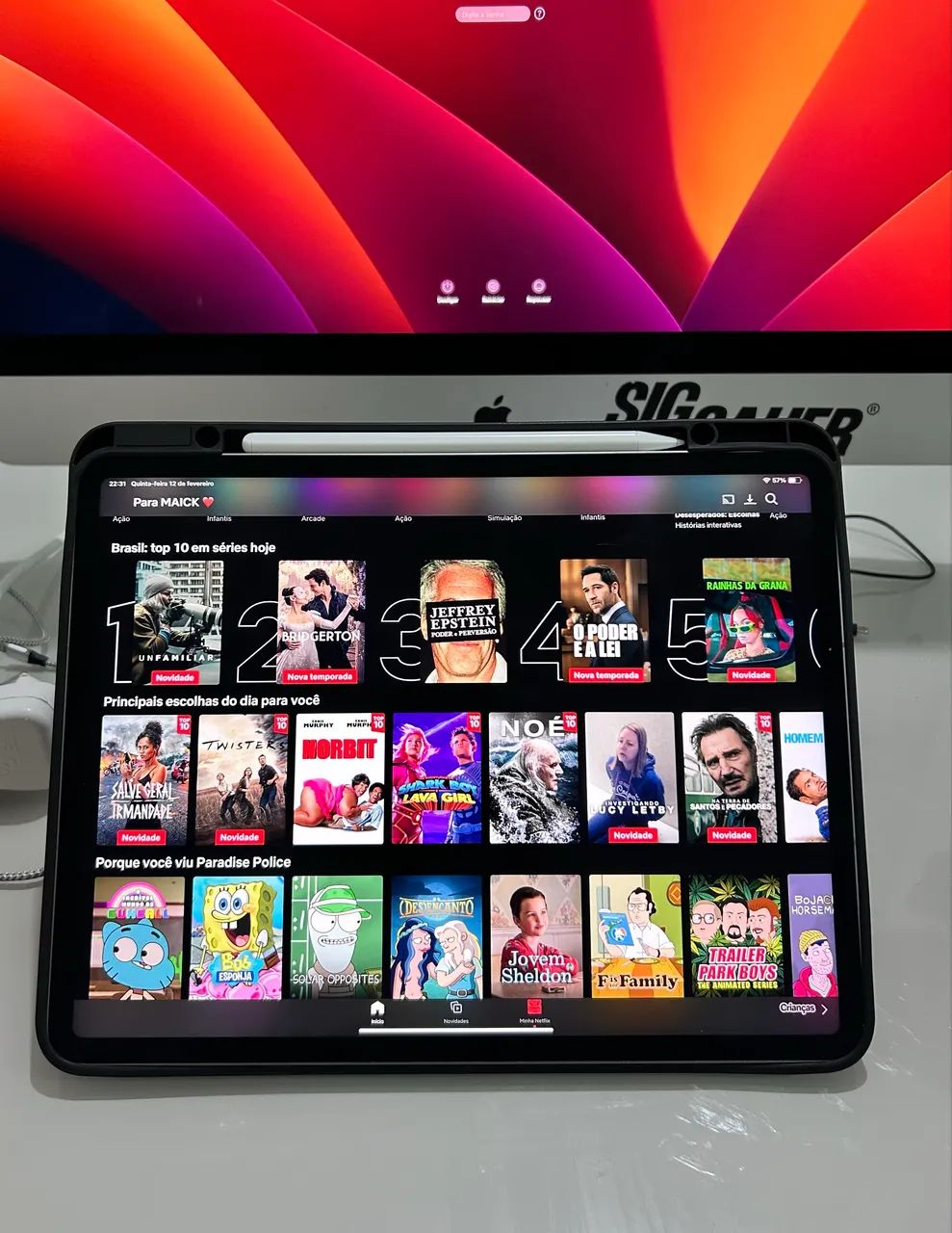 Vendo um lindo e conservado IPAD PRO (12.9) 6 geração - Tablets e