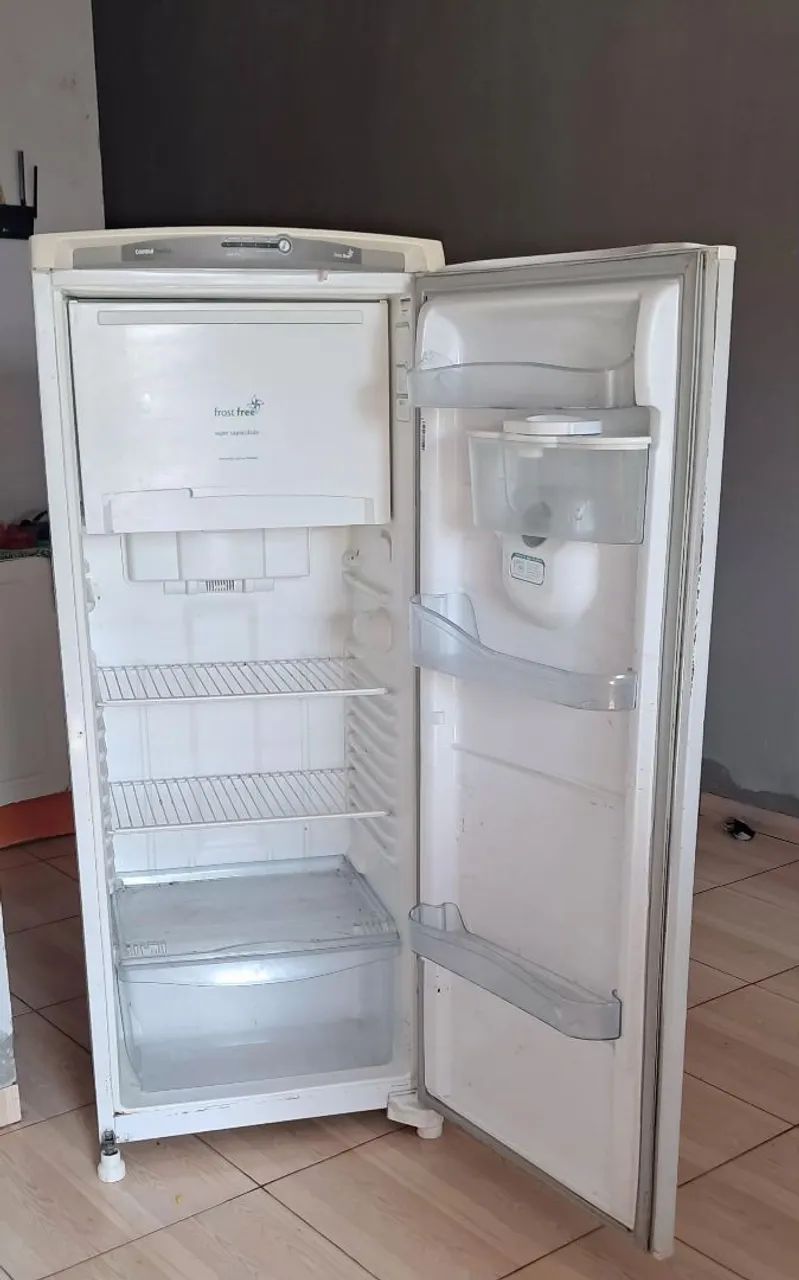VENDO GELADEIRA - Foto 2