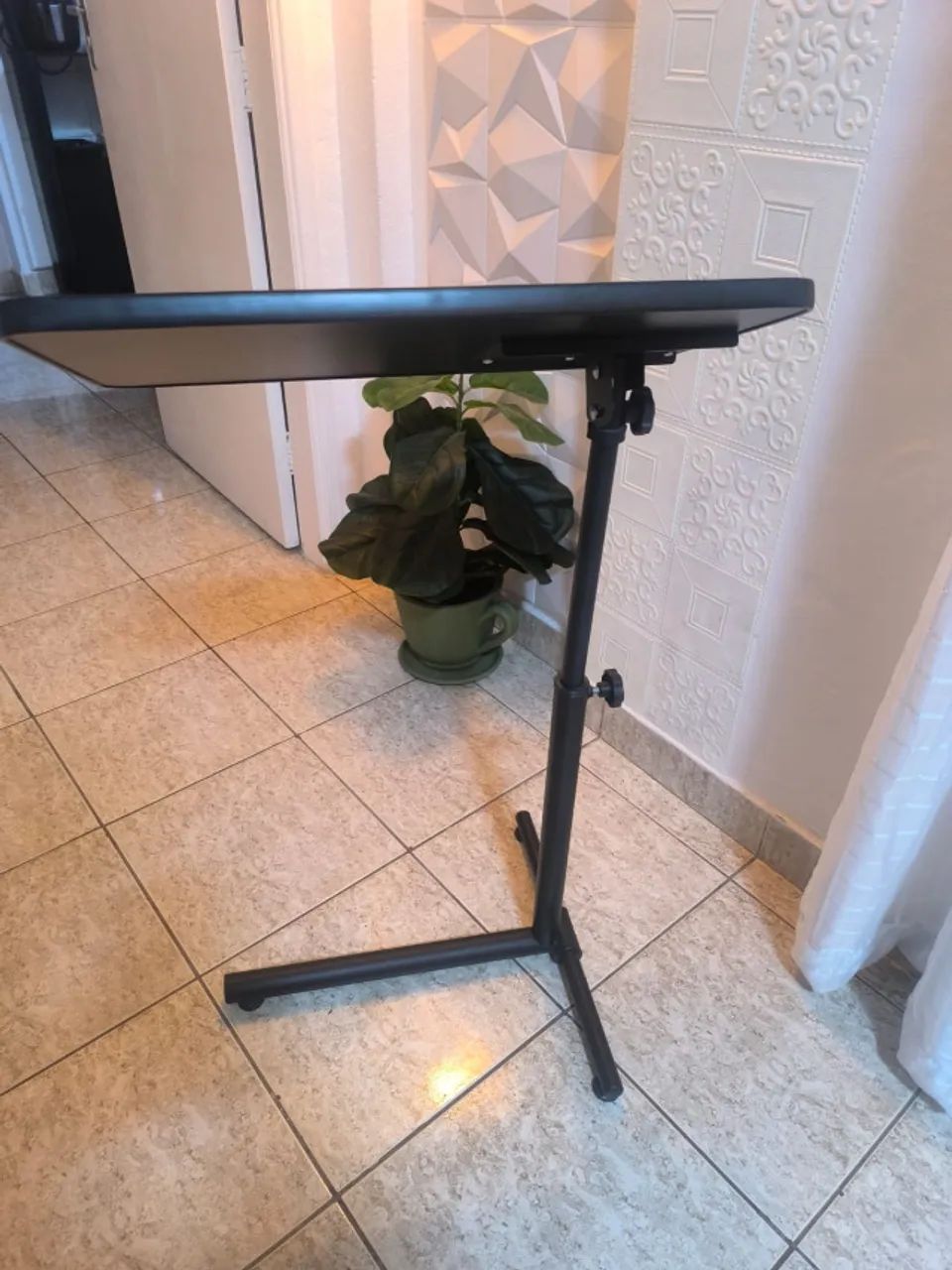 Corner Table with Bed or Sofa Mounting65115992361858123