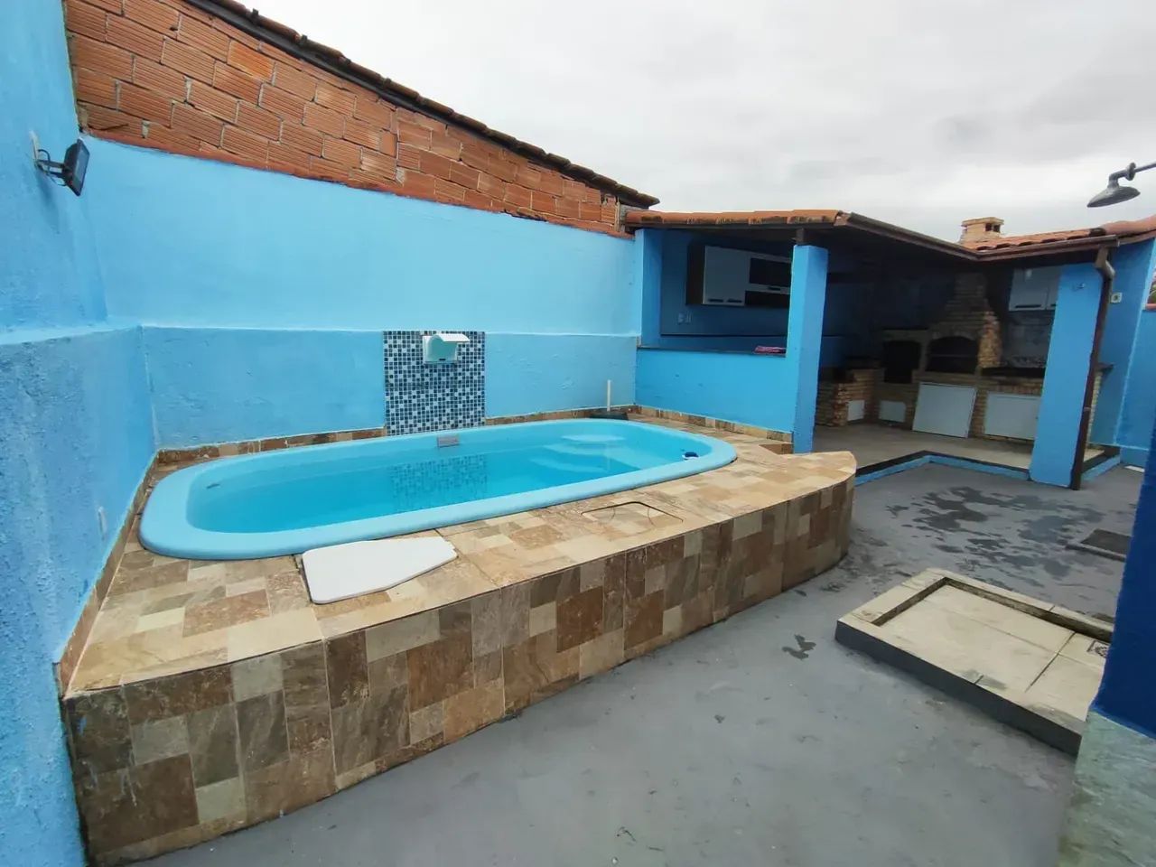 Casa Linear com 2 quartos, com piscina em condominio Vilage do Horto em  Macae