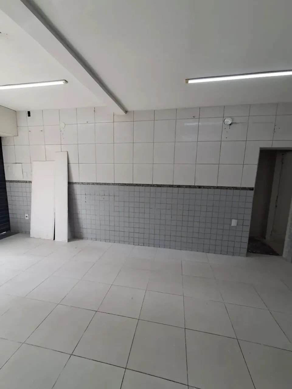 ALUGA - PREDIO COMERCIAL - MONTESE - MELHOR DA AV. GOMES DE MATOS - - Foto 5