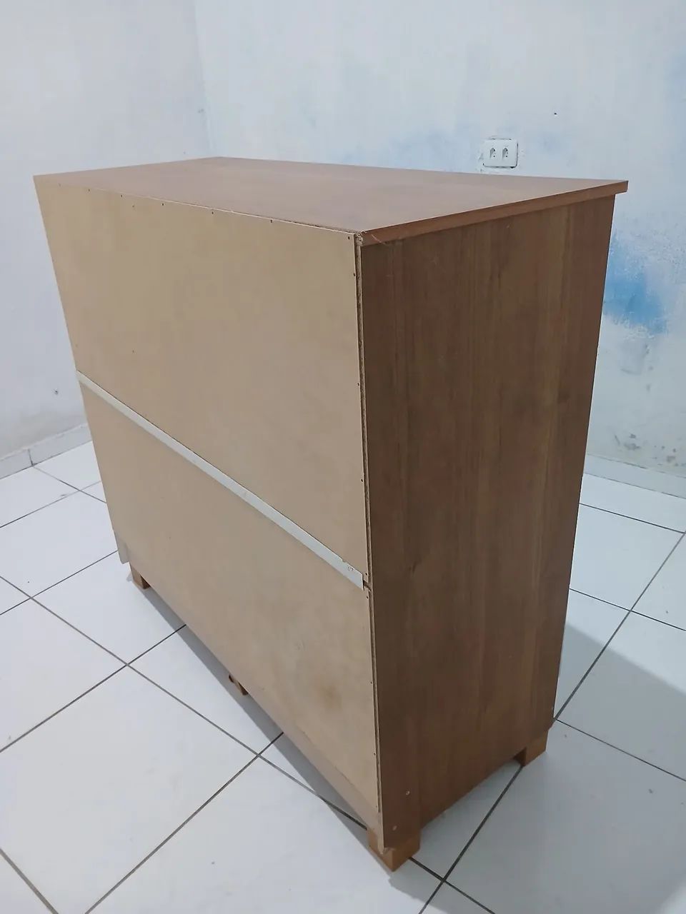 Cômoda com 4 gavetas e Armário Lateral  - Foto 4