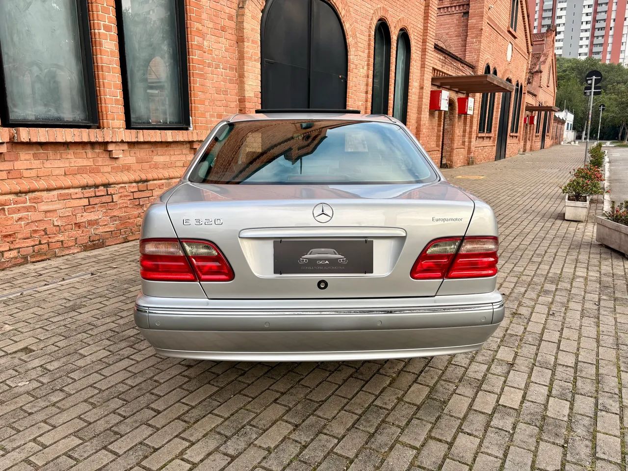 Mercedes-Benz E-320 3.2 Elegance 2001 - Foto 4