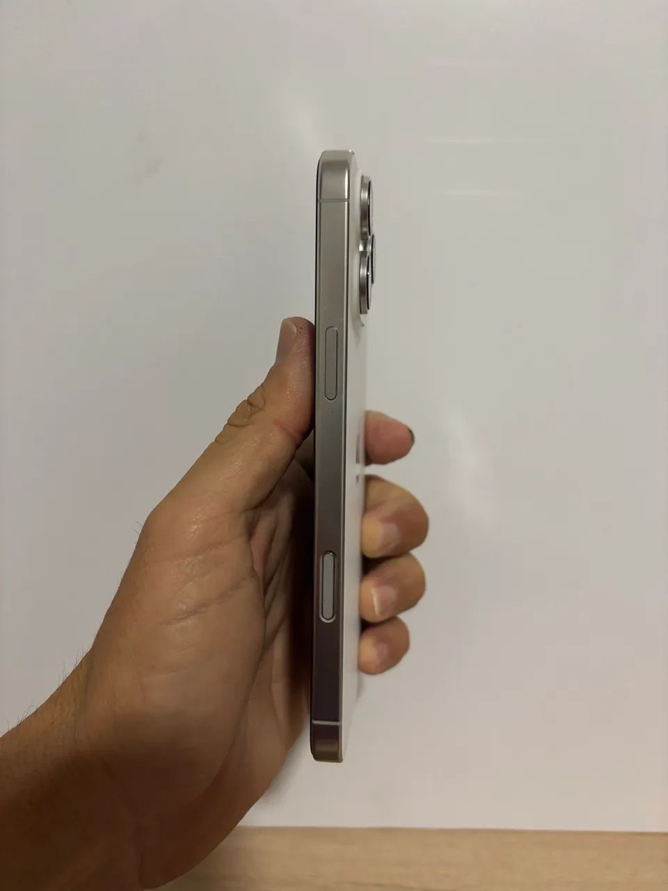  Vendo iPhone 16 PRO MAX 256gb WHITE - SEMINOVO ?97% - Foto 2