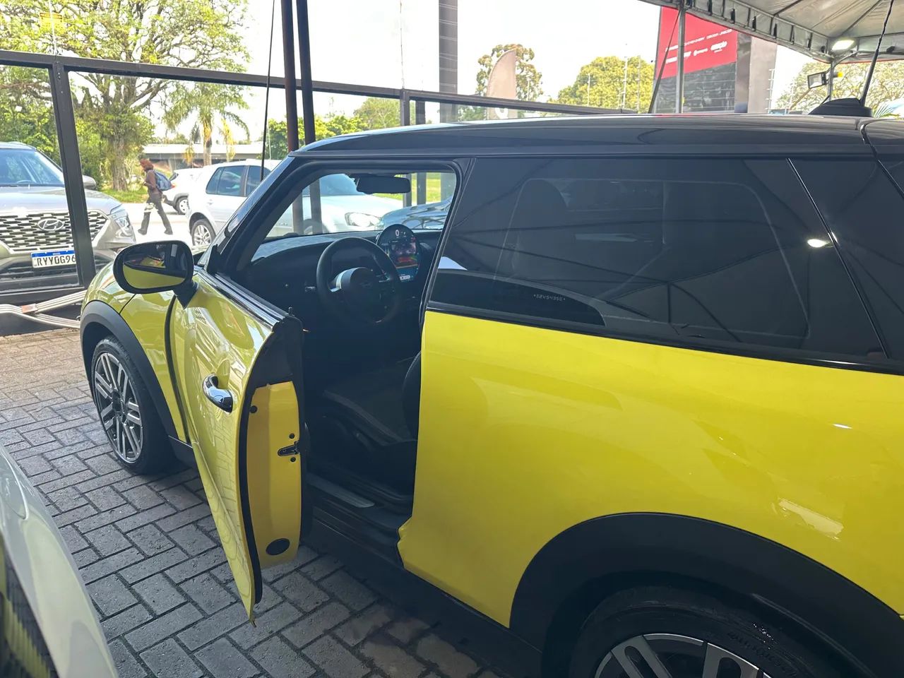 Mini Cooper S 2.0 Turbo 16V 3P Aut. 2025 - Foto 2