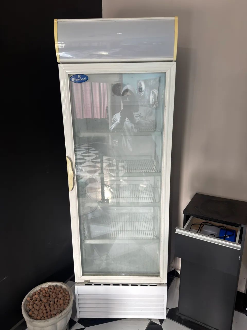 Refrigerador expositor