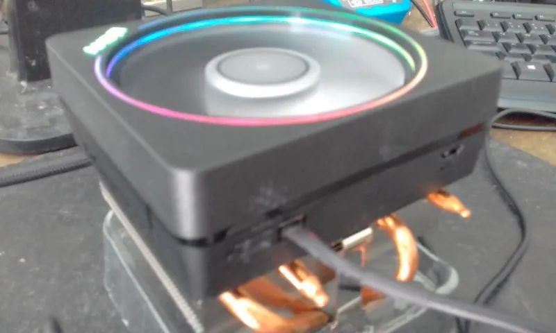 Fan Cooler AMD AM4 Wraith Prism Rgb - Foto 2