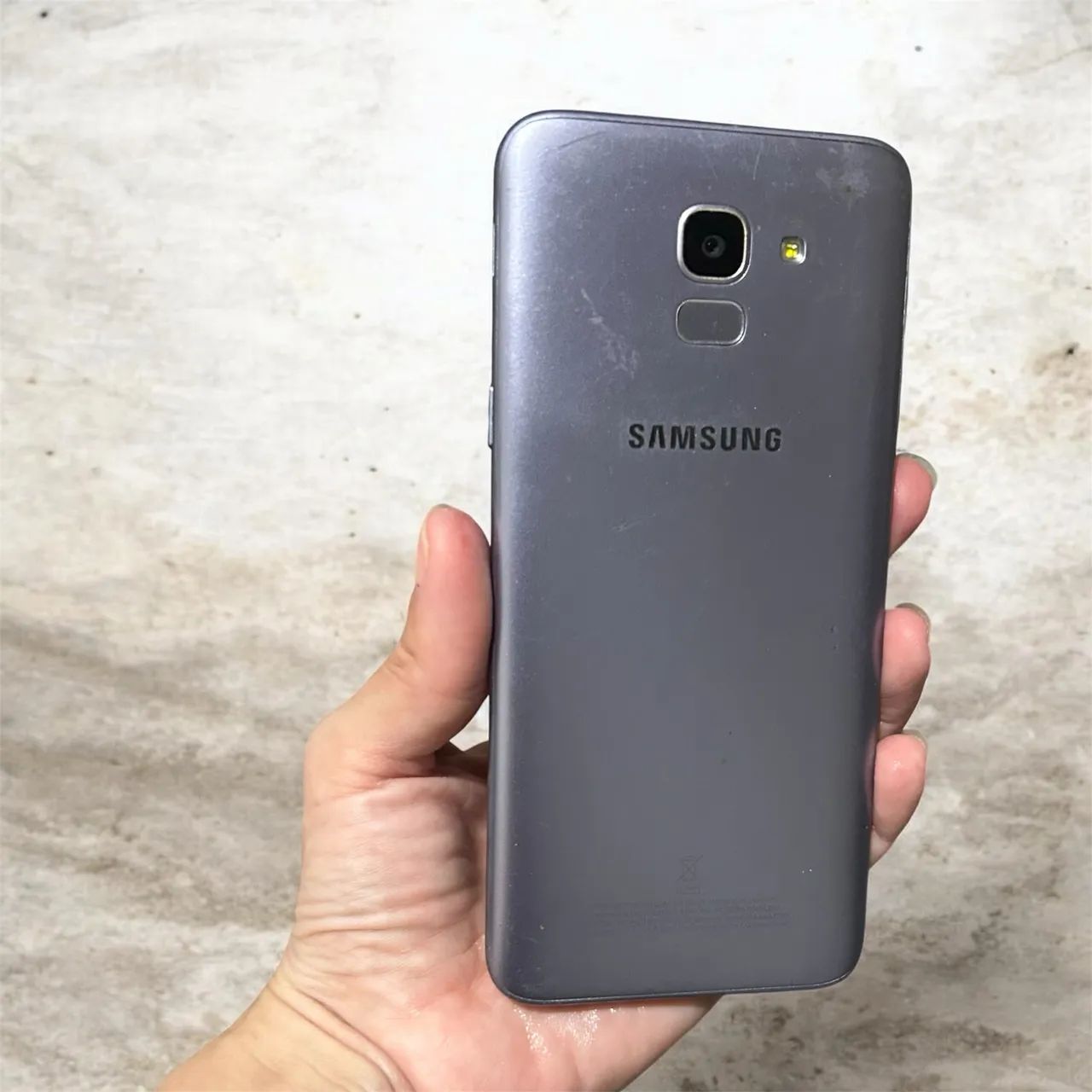Samsung J6 Celular Smarthphone - Foto 2