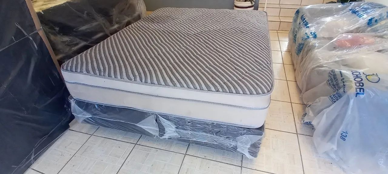 Cama Box Queen 