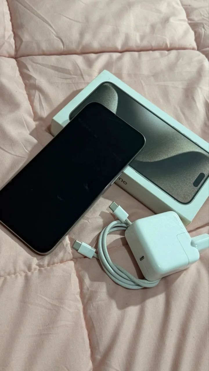 iPhone 15 pro Max 256 - Foto 5