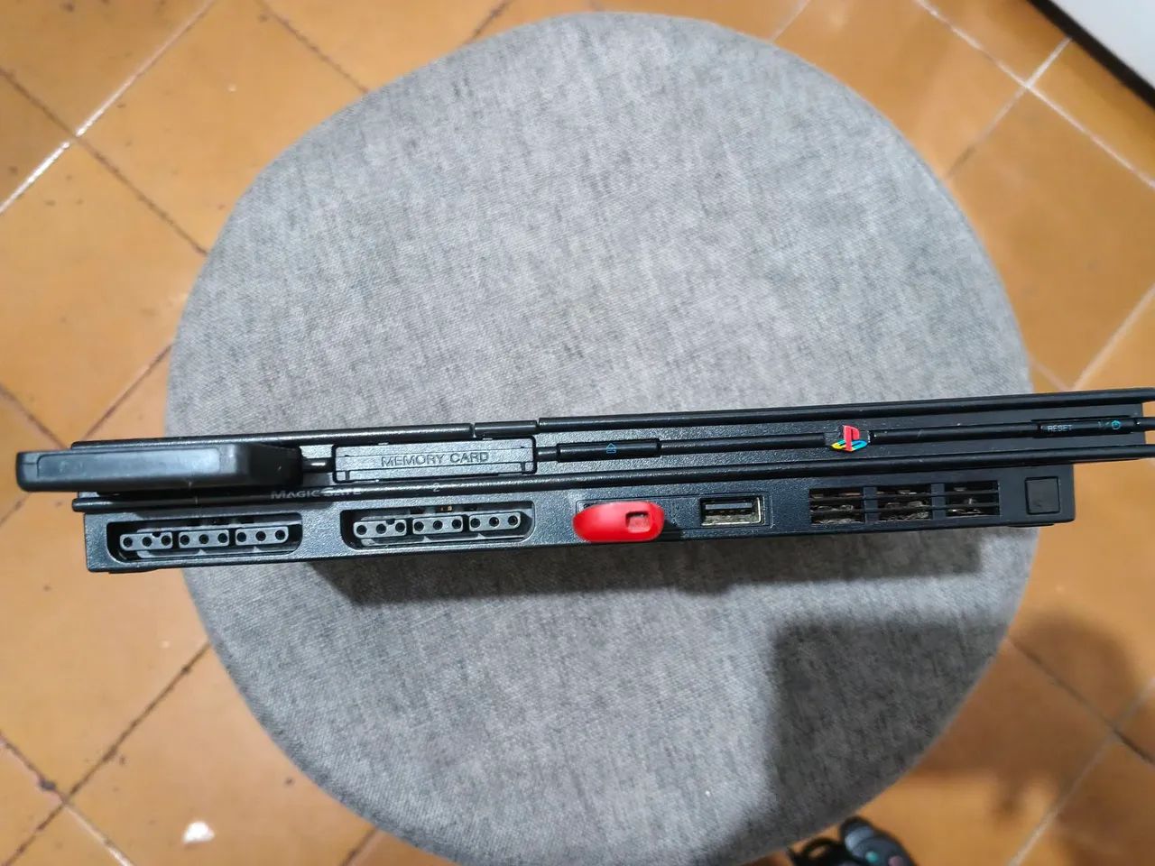 VENDO PLAYSTATION 2 - Foto 2