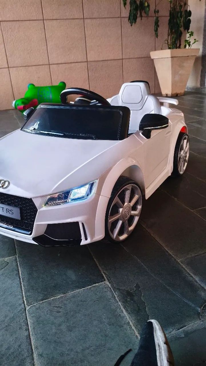 Vendo carrinho elétrico 