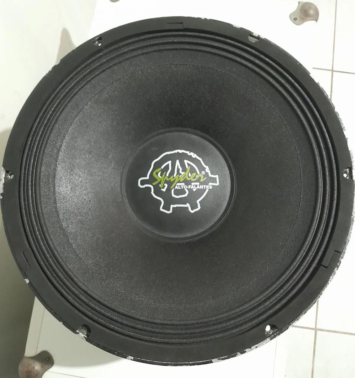 Spyder kaos 4.5k 15 polegadas 4250 w RMS na caixa!! - Foto 4
