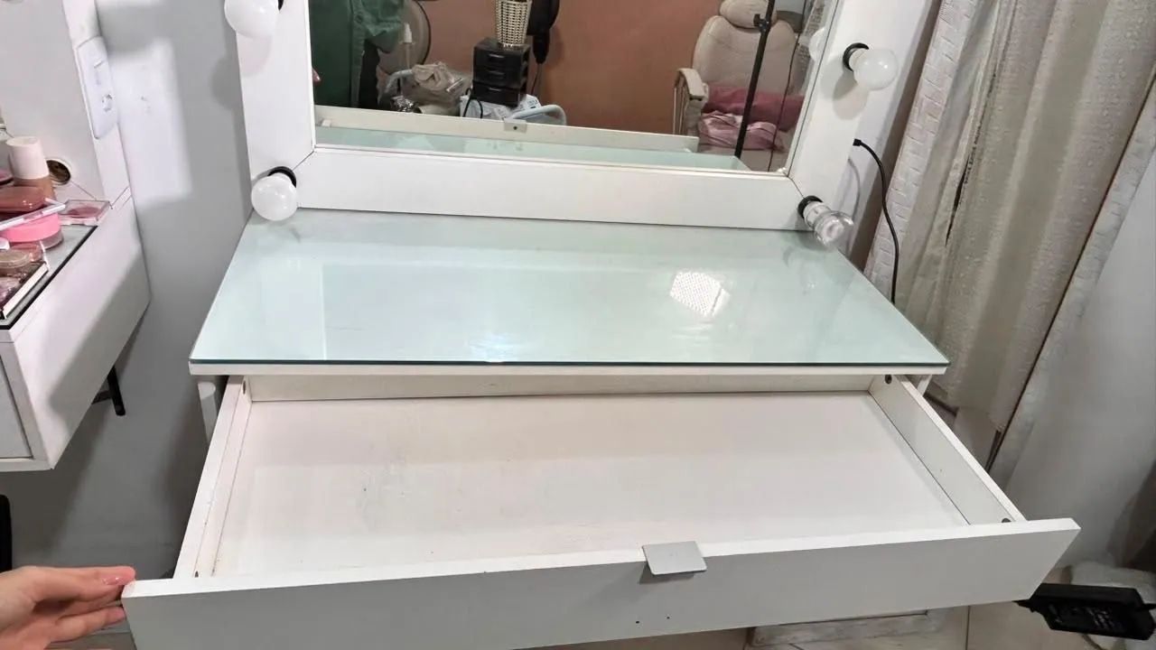 Penteadeira em estado de nova pra vender rápido - Foto 2
