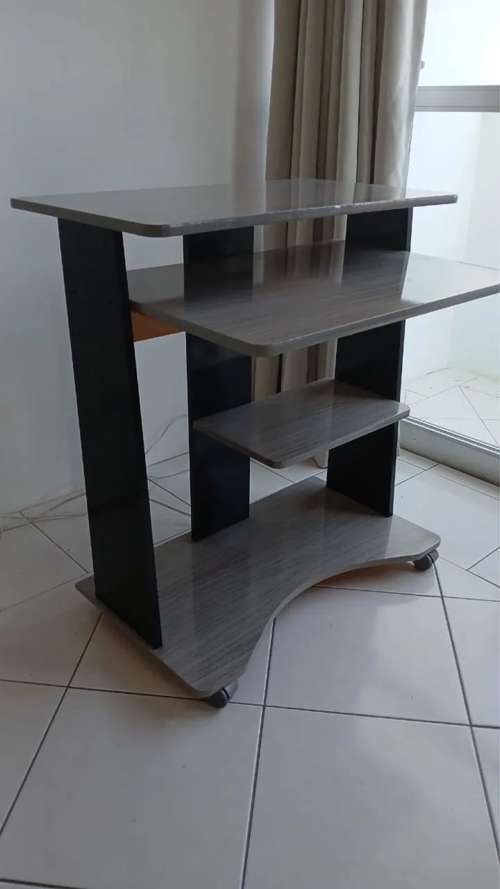 mesinha de computador 
