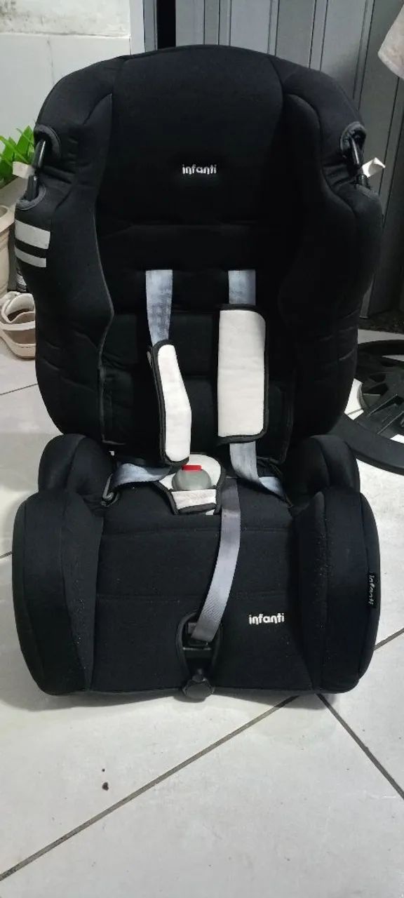 Vendo cadeirinha infantil 