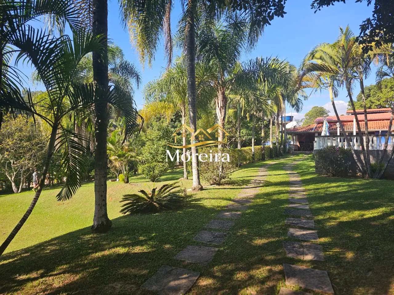 Chácara formada com 2.000m2 - de R$720.000,00 Por R$690.000,00