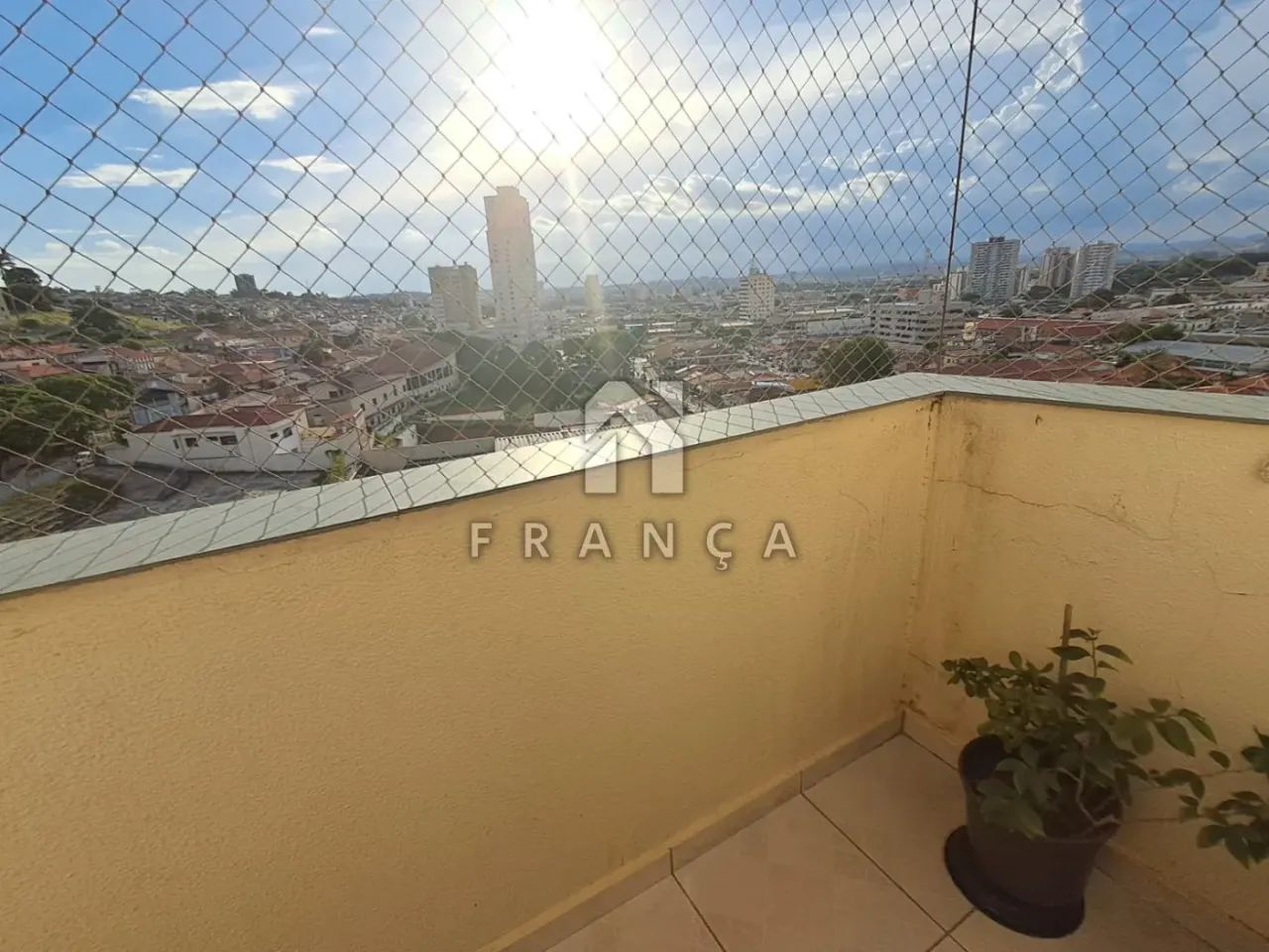 APARTAMENTO - 3 DORMITÓRIOS - CENTRO - Foto 3