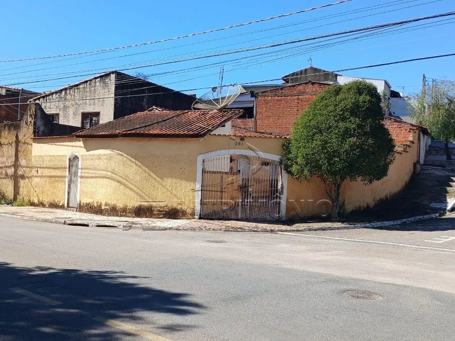 CASA TERREA 3 QUARTOS - Santos Dumont