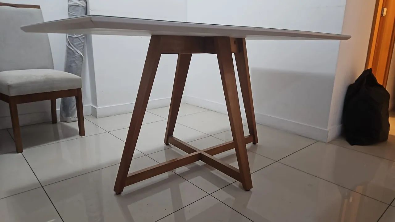 Mesa com 6 cadeiras 65704316731907120
