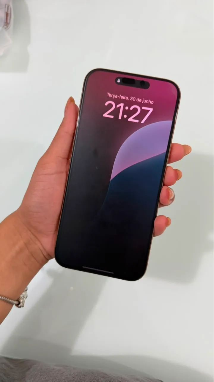 iPhone 16 Pro Max 256gb funcionando tudo 