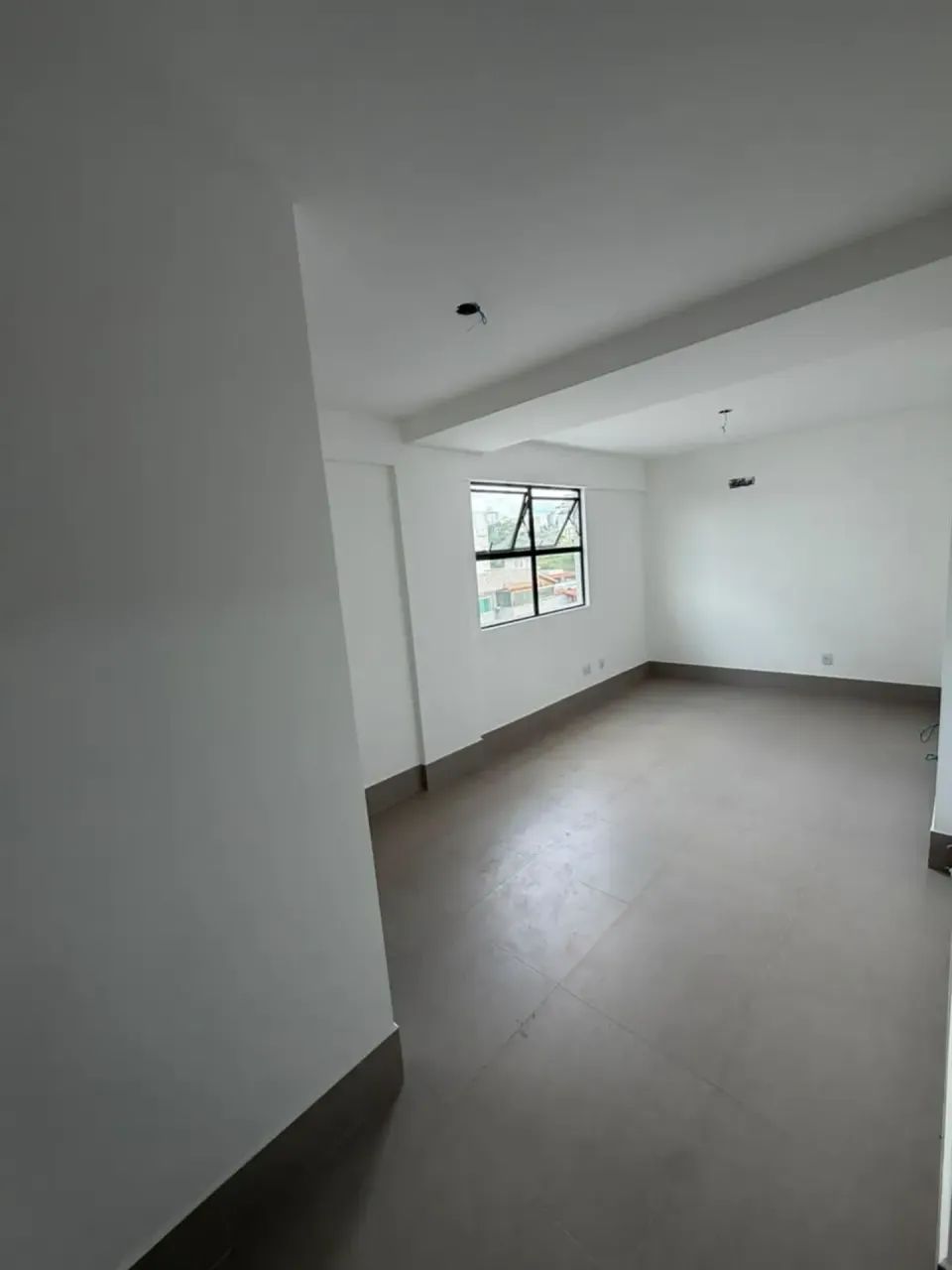 COMPRE: SALA + VAGA NO MELHOR PONTO DO CASTELO - Foto 2