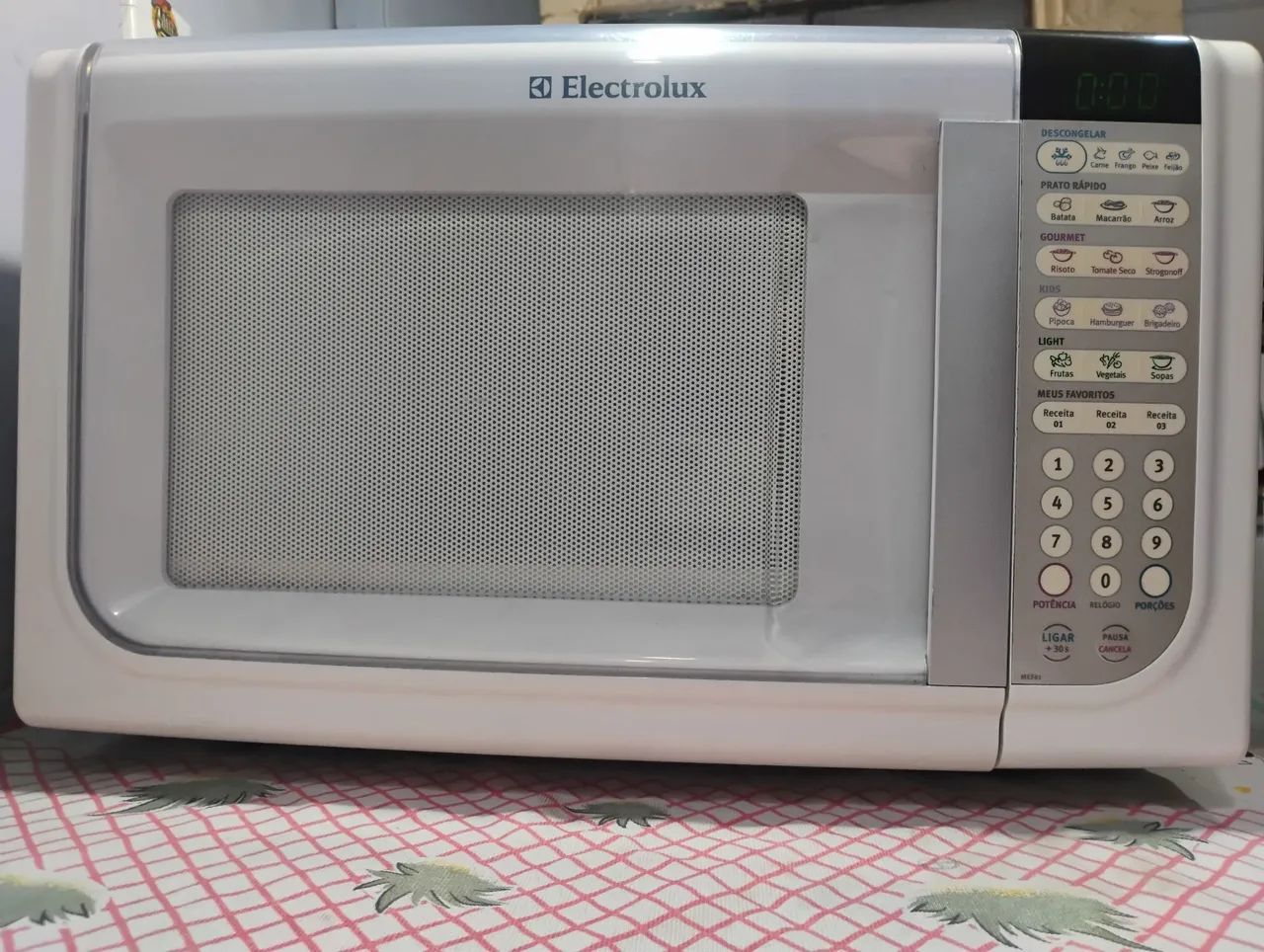 Microondas Electrolux 31 litros  - Foto 2