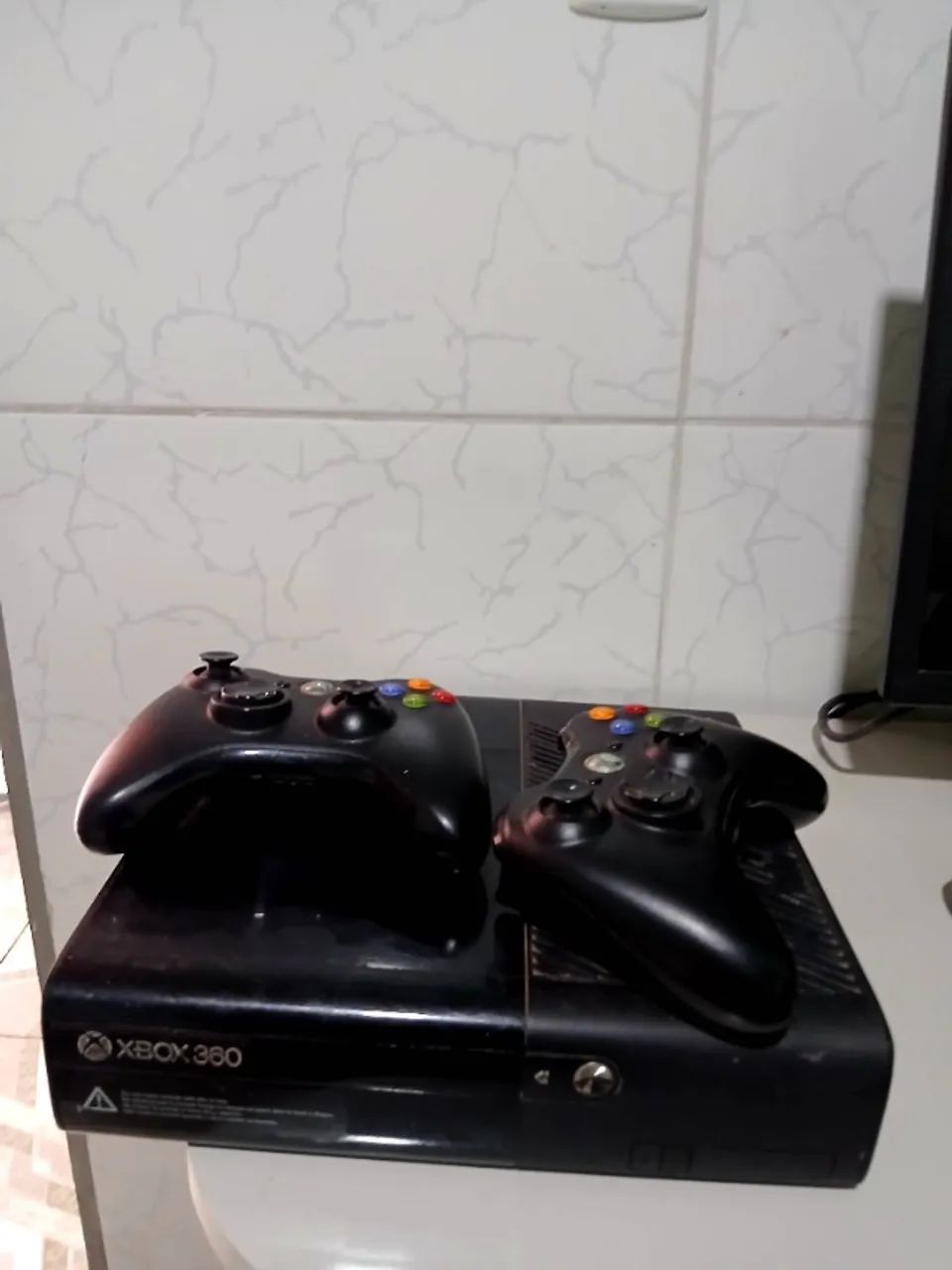 Xbox 360 em ótimo estado 