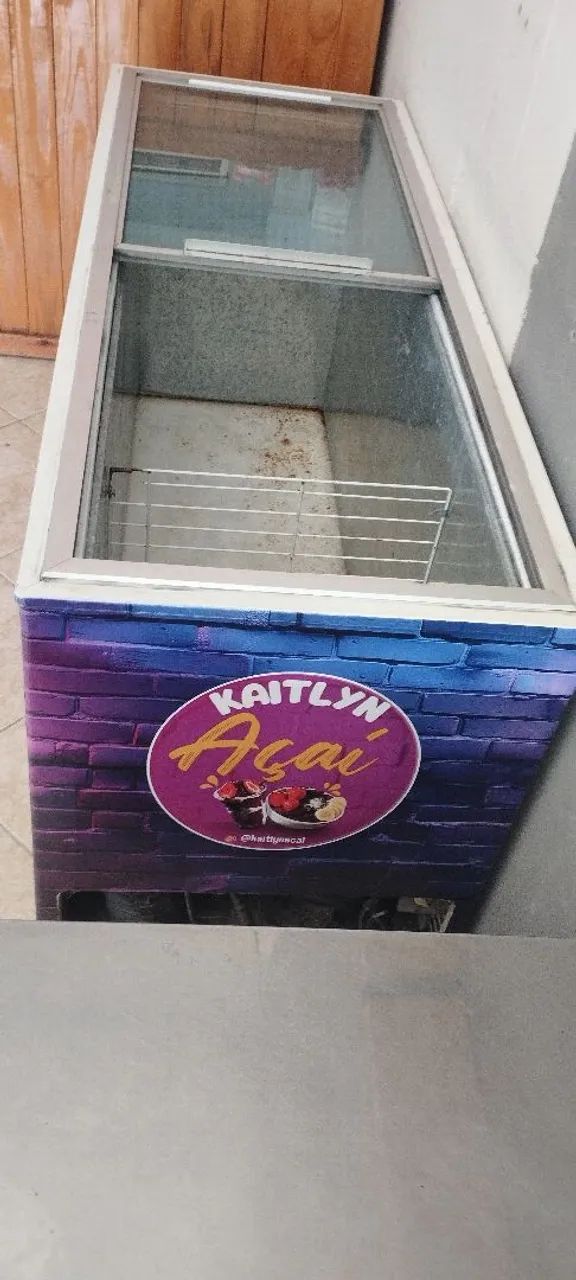 VENDO CONGELADOR 