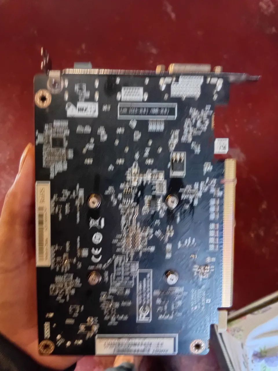 Placa de video Rx550 4 gigas - Foto 3