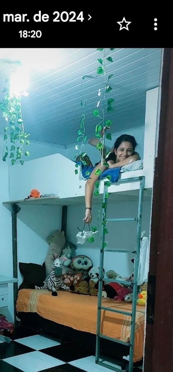 Cama no alto 