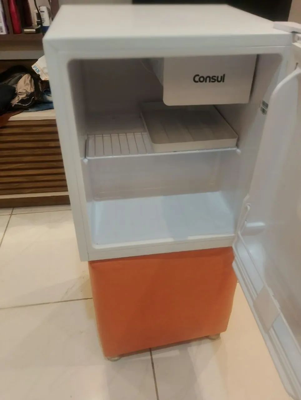 Frigobar 45 litros novo usado so para testar  - Foto 2